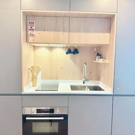 - Estacionamento Apartmán
