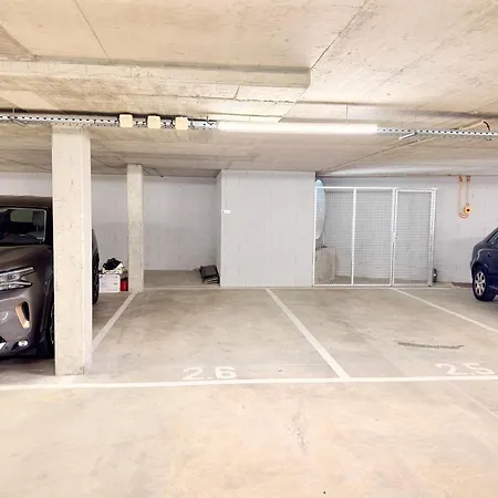 - Estacionamento Apartmán