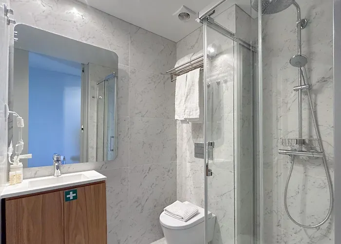 Em Com Estacionamento *